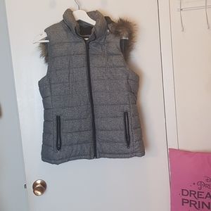 BANANA REPUBLIC grey puffy fluffly jacket